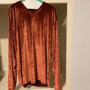 Mondo Italian cut Men’s Night watch velour shirts